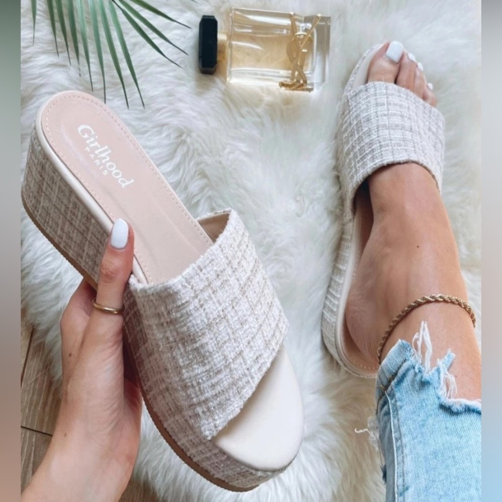 Tweed wedge mule beige size 38/7.5 new with box